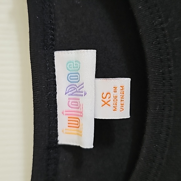 $FREE w/ Purchase: LuLa Roe Randy Baseball Tee w/ Disney Character 3/4 Sleeves - Picture 3 of 11